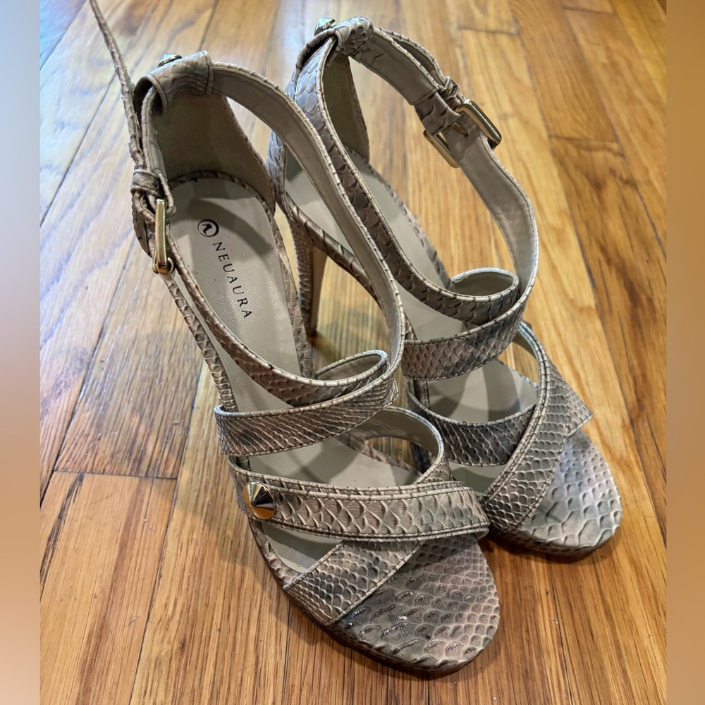 ME Makeover Essentials Snakeskin Heels - Tan
